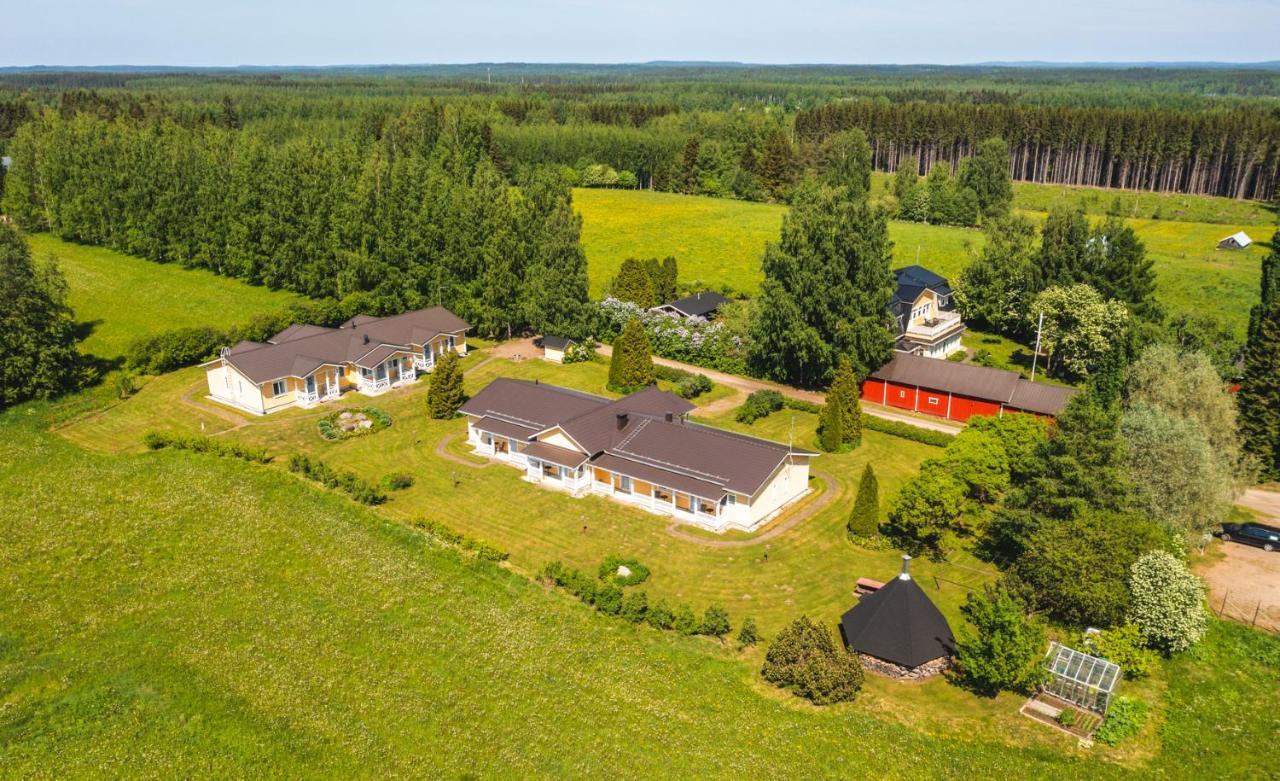 Bed & Breakfast Lomamokkila Nyslott