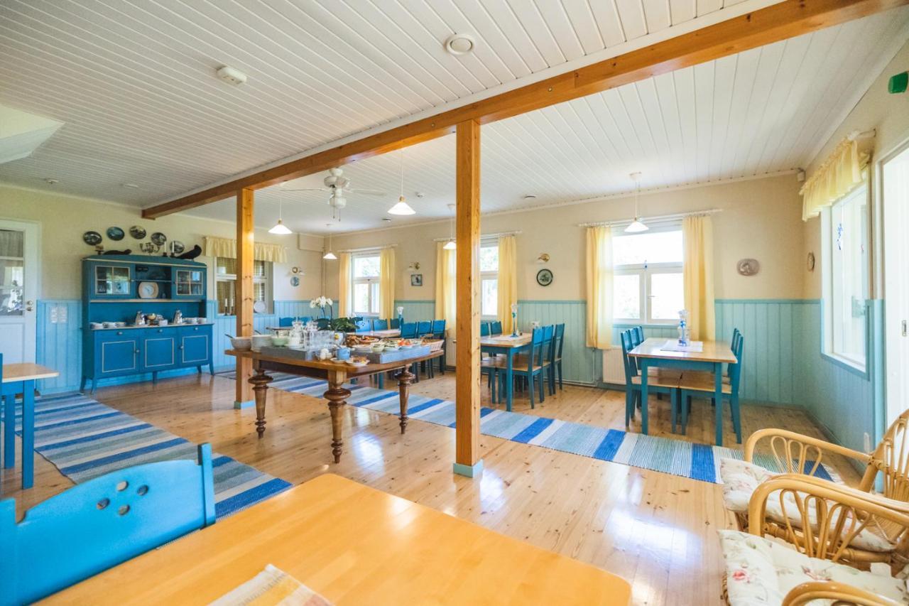 Bed & Breakfast Lomamokkila 4*